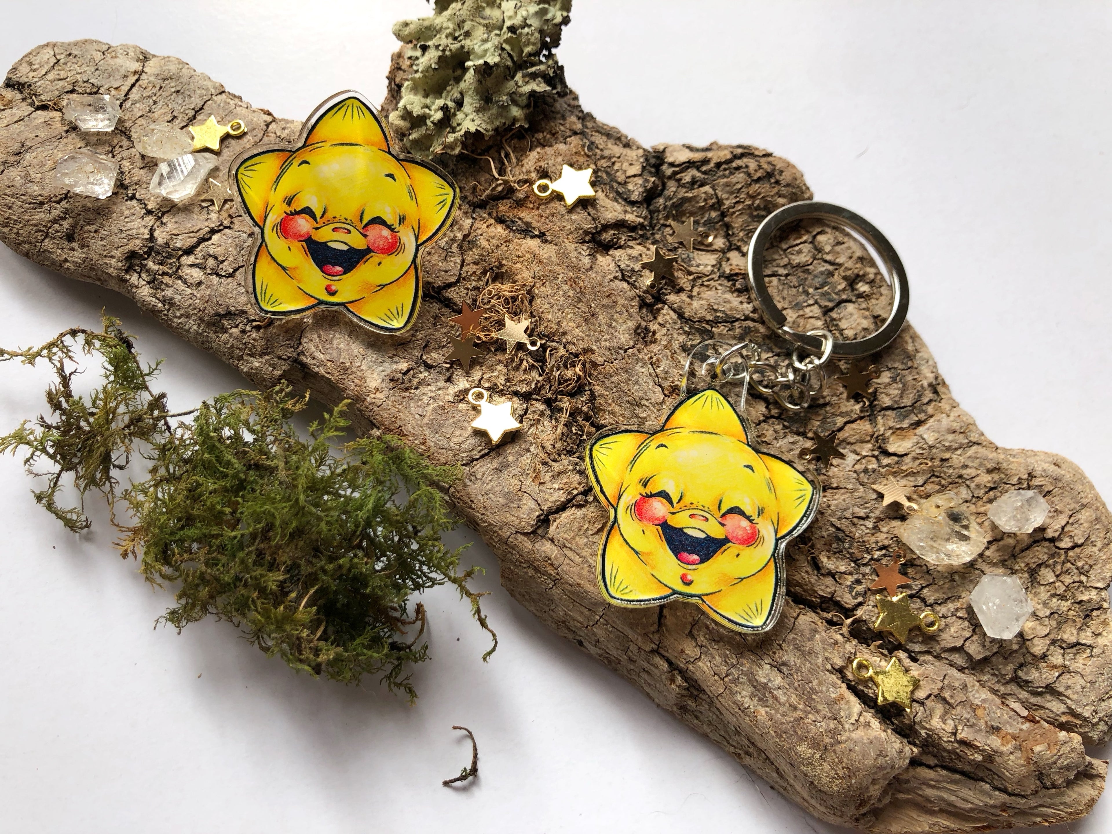 Pin y llavero de acrílico "estrella con sonrisa"