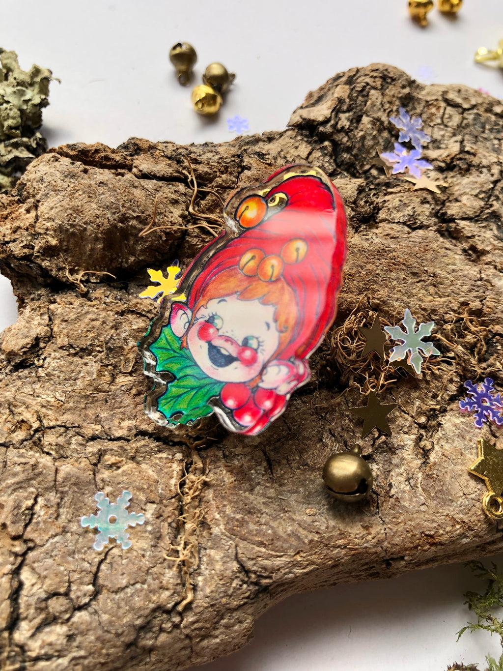 Pin y llavero de acrílico "duende con cascabeles"