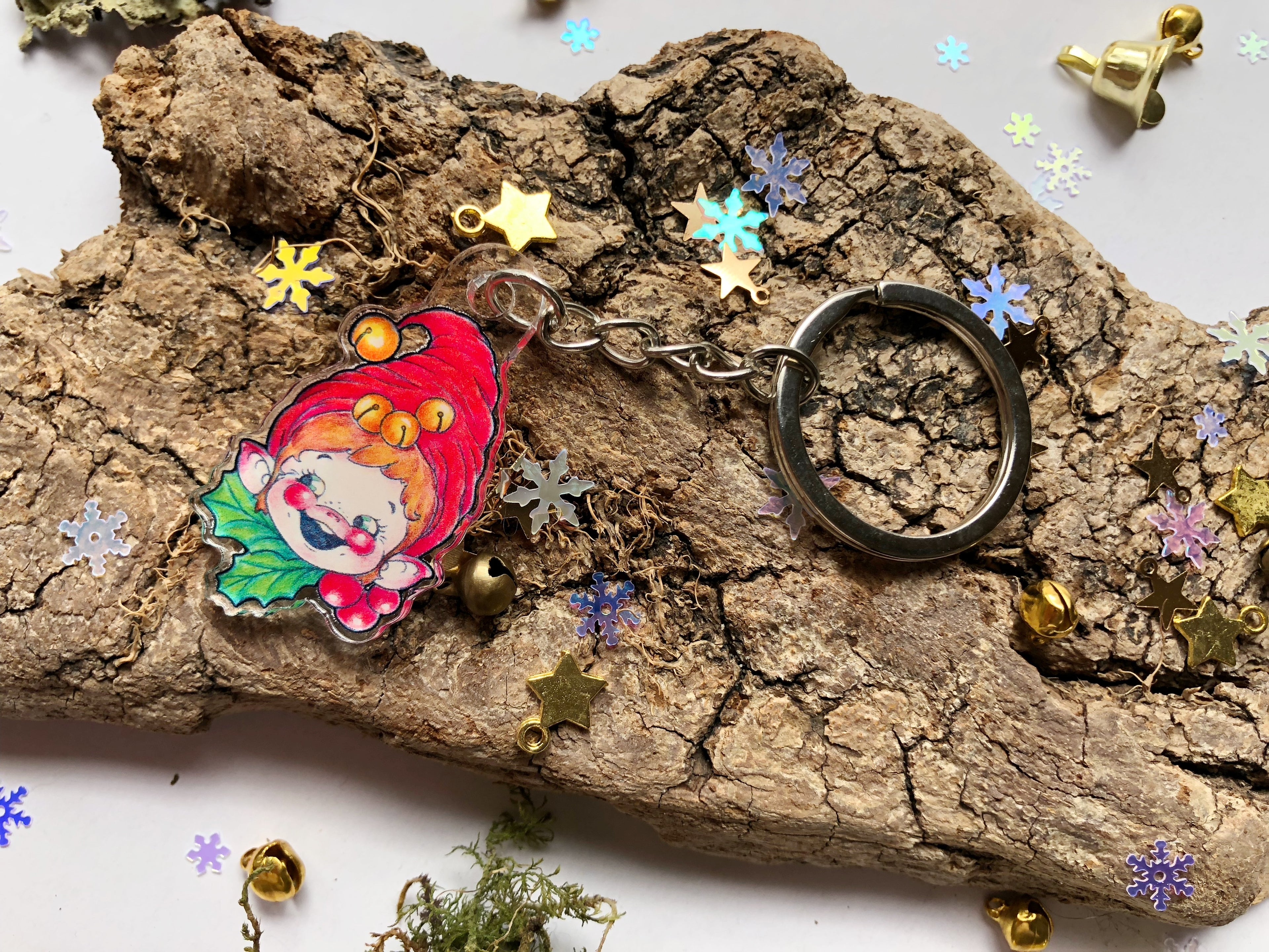 Pin y llavero de acrílico "duende con cascabeles"