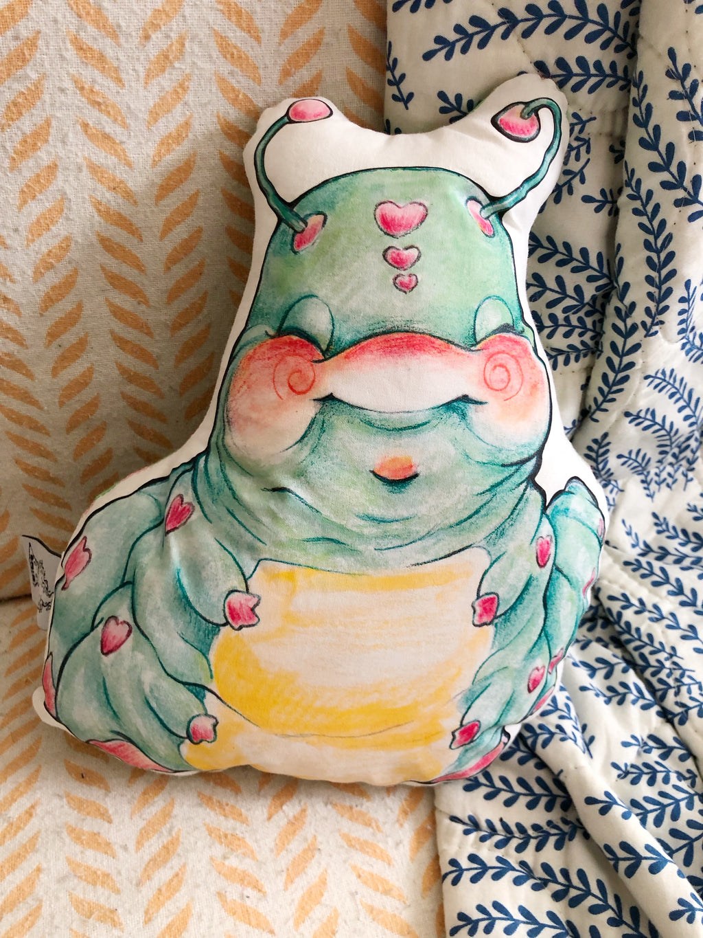 Muñeco de tela "oruga"