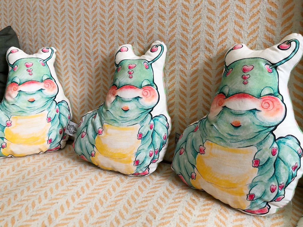 Muñeco de tela "oruga"